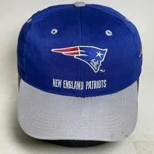 Vintage New England Patriots Hat Cap Snapback Youth Blockhead Two Tone NFL - Picture 1 of 16