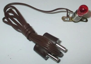 Kahlert - Beleuchtung E5.5 rot mit 2 Fahnen 3,5 Volt NEU/OVP - Bild 1 von 2