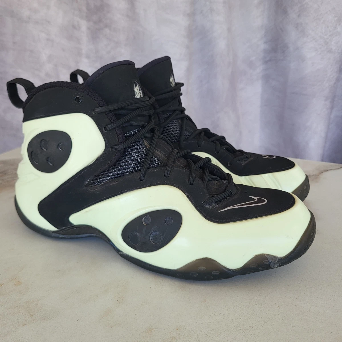 Nike Zoom Rookie QS 2018 Glow In The Dark for Sale | Authenticity