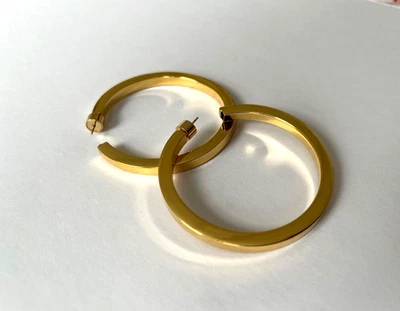 PENDIENTES ARO JENNIFER FISHER 2 pulgadas ERIN CHAPADOS EN ORO 10K Foto 1 de 4