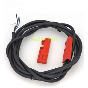 1 PIEZA NUEVO PARA Interruptor Magnético de Seguridad XCSDMC5902 (XCSZC5902+XCSZC1) - Imagen 1 de 2