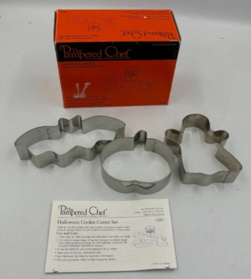 Juego de cortador de galletas de Halloween Pampered Chef #1097 - Juego de 3 fantasmas, murciélagos, calabazas Foto 1 de 3