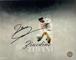 Foto autografiada auténtica de la selección nacional de Francia de Zinedine Zidane 8x10 certificado de autenticidad SSC - Imagen 1 de 7