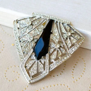 Elegant 935 Silver Triangle Shape 15.63 TCW Black Onyx & Sapphire Women's Brooch - Picture 1 of 11