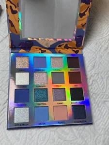 BH Cosmetics Weekend Vibes Blueberry Muffin 16 Color Eyeshadow Palette, New! - Picture 1 of 6