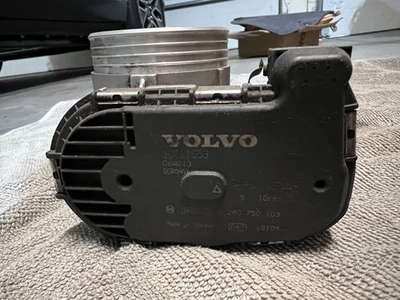 Volvo V70 R S60 R 2004-2007 carrocería del acelerador Foto 1 de 4