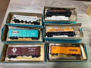 Athearn Lot of 6 Vintage Trains in Miniature HO scale Untested - Picture 1 of 9