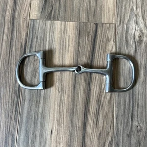 D Ring Snaffle Bit Equine Horse Western English Equestrian Hunter - Picture 1 of 9