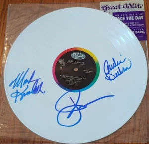 FIRMATO X3 GREAT WHITE FACE THE DAY VINILE BIANCO 12" JACK RUSSELL SINGOLO - Foto 1 di 1