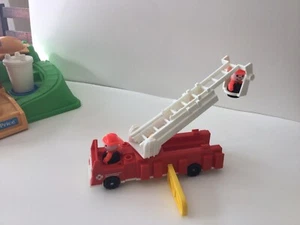 Fisher Price Little People Vintage Feuerwehrauto KOMPLETTSATZ #346 - Bild 1 von 6