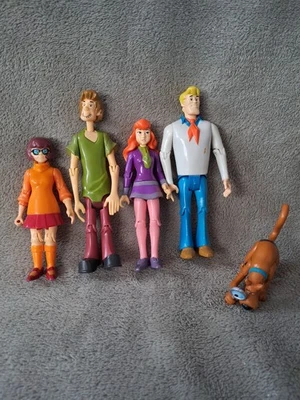 Vintage Scooby Doo Action Figures Toys Bundle - Image 1 of 4
