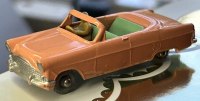 Matchbox Lesney No. 39a Ford Zodiac Convertible NMint no box 4GMW green base - Image 1 of 4