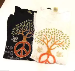 2PCS-KAVIO-BLACK & WHITE SHORT SLEEVE TEE SHIRT W/PEACE SIGN & DESIGN -SIZE-X-LG - Picture 1 of 5