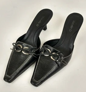 Michelle D Women Shoes Size 7.5 Black Leather Slip-on 2.5" Heels Pointed Closed - Picture 1 of 10
