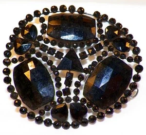 Abito vittoriano in vetro nero mantello ornamento perline cablate antico una bellezza - Foto 1 di 3