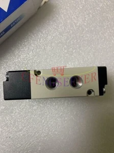 1PCS New AIRTAC air control valve 4A210-06 4A21006 - Picture 1 of 6