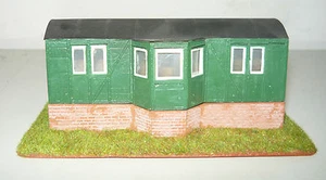 M+D 51801 Fertigmodell Behelfsstellwerk, grün, H0, NEU&OVP - Picture 1 of 5