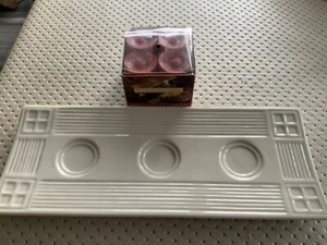 Belleek Living Votivkerzen Tablett Halter (hält 3 t Lites) & Schachtel mit 12 T Lites - Bild 1 von 10