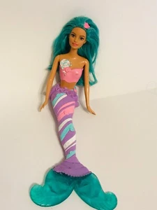 MUÑECA SIRENA BARBIE DREAMTOPIA CON PELO AZUL MATTEL 2015 - Imagen 1 de 6