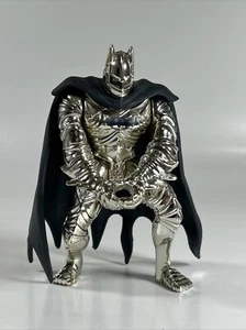 Legends of Batman SILVER KNIGHT Deluxe Metallic Armor Kenner 1994 Vintage - Picture 1 of 8