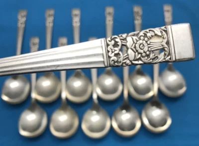 SOPA REDONDA/CUCHARAS GUMBO 12 PIEZAS CORONATION plateadas 7" Comunidad Foto 1 de 4