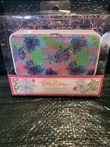 HAUT-PARLEUR PORTABLE LILLY PULITZER SALE SHIRLEY PRISE CASQUE 3,5 MM ET BÉQUILLE - Photo 1 sur 2