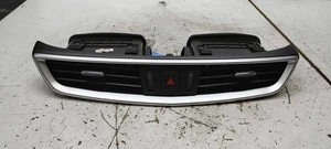 14-16 Nissan Rogue Dash Mounted Vents w/ Hazard Switch 14 15 16 - Bild 1 von 10
