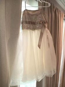 David's Bridal Flower Girl Dress 2t Gold And Cream - Picture 1 of 7
