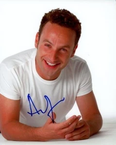 Andrew Lincoln Signed Autographed 8x10 Photograph - Picture 1 of 1