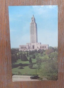 1960 Nuevo edificio del Capitolio del Estado de Luisiana Tarjeta Postal JB Gasquet Foto Holmes Pub - Imagen 1 de 2