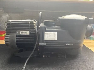 Astral BX 1.5hp Pool Pump – Reconditioned – 12-Month Warranty - Picture 1 of 4