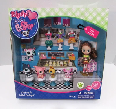 Blythe Littlest Pet Shop Fashion & Treats Boutique 2011 NEW NRFB - Image 1 of 4