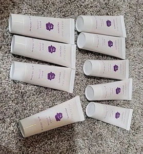 Mary Kay Exquisite Body Lotion Travel Size .84oz 24ml Lot of 9 Tubes - Picture 1 of 3
