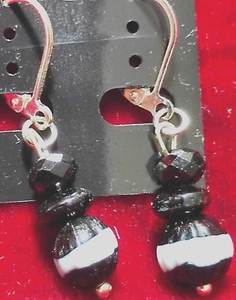 Perlen Ohrringe , Ohrhänger Ohrschmuck , Modeschmuck - Bild 1 von 1