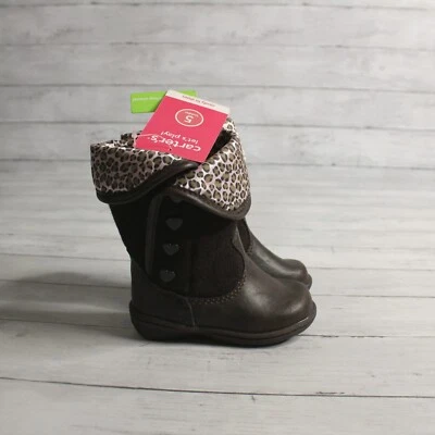 Botas de moda de invierno marrón Carter's para niña talla 6 Foto 1 de 4