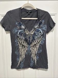 Brad Butter Guns Roses Hearts Wings Y2K V-neck T-shirt Women’s - Picture 1 of 5