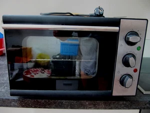 Mini Ofen Backautomat Mini-Backofen in guten Zustand von SWITCH ON - Bild 1 von 7