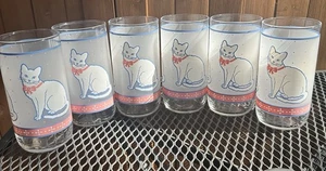 Vtg Set of 6 Kitty Cat 12oz White Frosted Drinking Glass Blue Pink Dots CUTE! - Bild 1 von 4