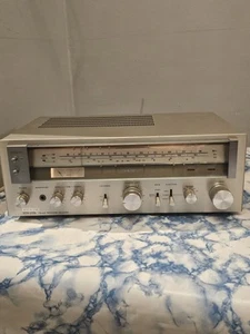 stereo receiver amplifier Sony STR-212L FM/AM Program Receiver - Picture 1 of 20