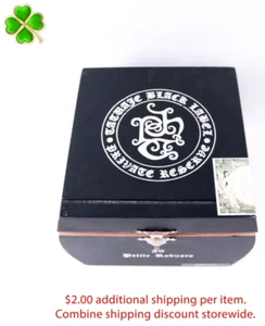Caja de cigarros de madera vacía Tatuaje etiqueta negra Petite Robusto 5" x 5,25" x 3,5" - Imagen 1 de 12
