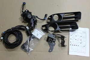 2005-2007 Town and County Fog Light Kit 82209338 Mopar New Old Stock OEM Factory - Picture 1 of 8