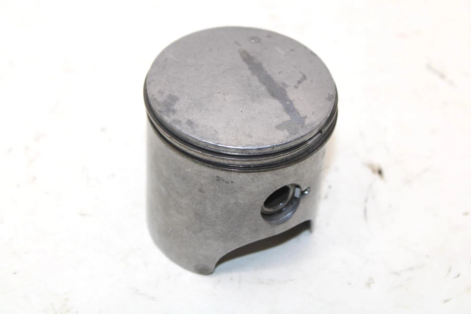 Ski-doo Formula Sls 500 L/C 1996 OEM STD 69,5 mm 420886115 SS66 Foto 1 de 4