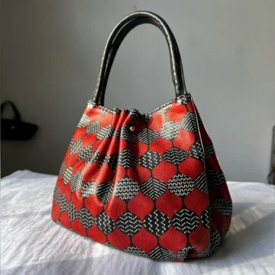 Vintage TATTCALF Purse From Japan Perfect Condition Red/Black - Image 1 of 4