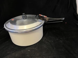 Vintage Mirro Matic Speed Deluxe Model Pressure Cooker & Canner 6qt M-0296 - Picture 1 of 9