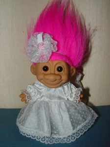 Troll Doll 4 1/2" Russ Wedding Party Bride Pink Hair - Picture 1 of 2