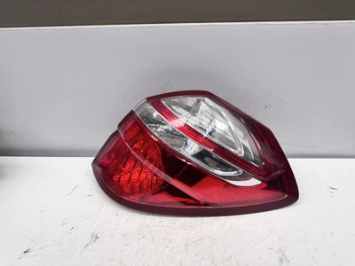 Subaru Outback Right Tail Light B4A 09/2006-08/2009 - image 1 of 4