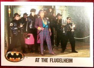 BATMAN - Card #067 - At The Flugelheim - Topps (UK) - 1989 - Picture 1 of 2