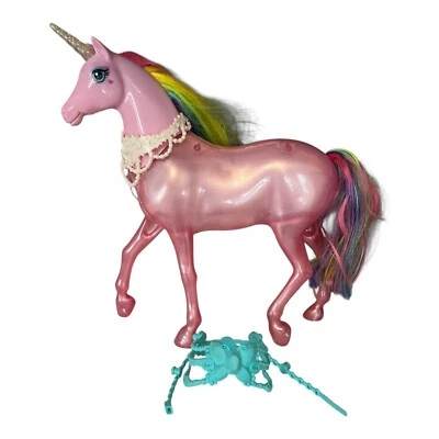 Barbie Dreamtopia Juguete Unicornio Rosa | 12" | Cuerpo Brillo | Melena Arco Iris | Luces Foto 1 de 4