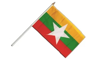 Myanmar nuova bandiera a bastone bandiere bandiera a bastone 30 x 45 cm - Foto 1 di 1