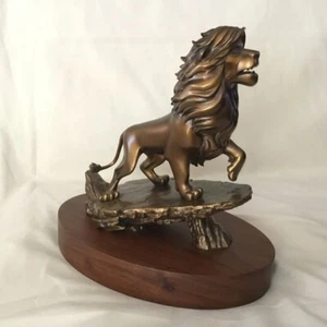 Disney Löwenkönig 20 Jahre Darsteller Simba Stolzfigur Bronzefigur Statue - Bild 1 von 6